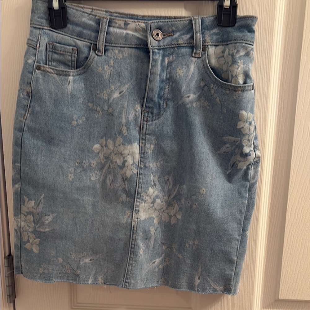 Jean skort